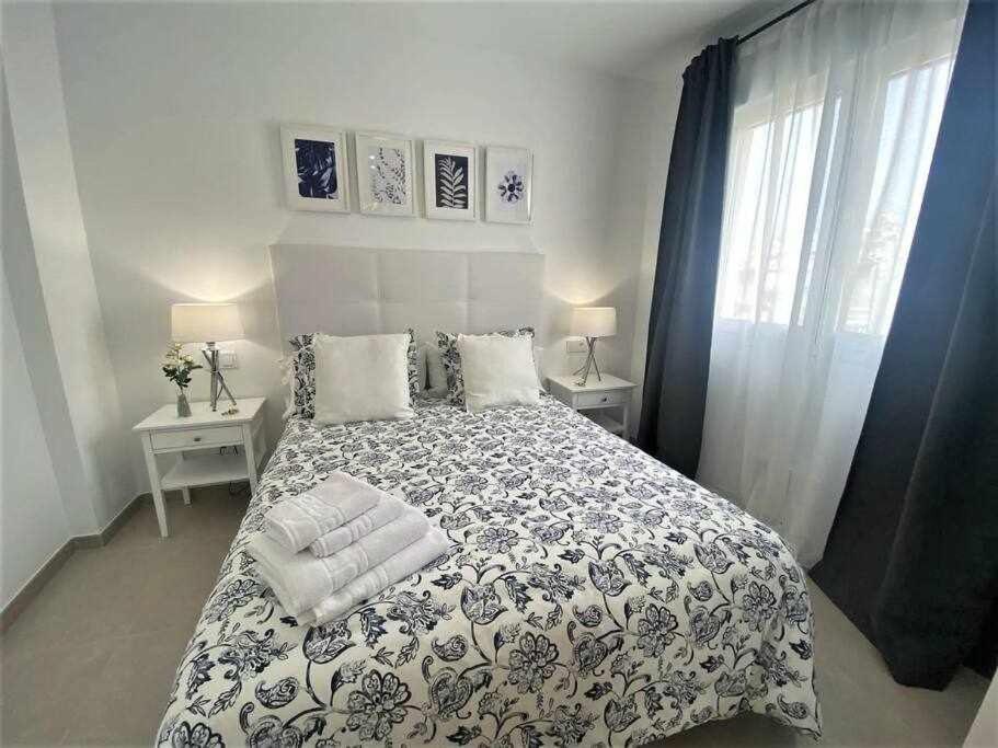 אסטפונה XV Apartamentos Morales & Arnal מראה חיצוני תמונה